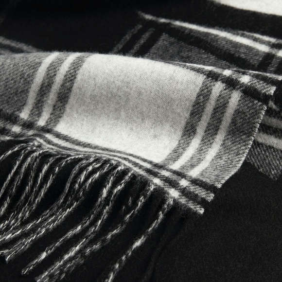 NWT Unisex ALLSAINTS Logo Reversible Plaid Scarf 100% Wool - Picture 3 of 12